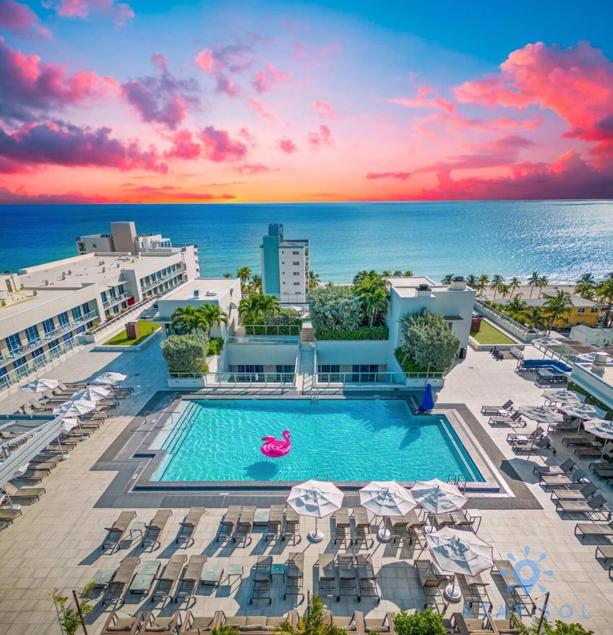 Rooftop Pool & Hot Tub - Gym - Hollywood Beach Bagian luar foto