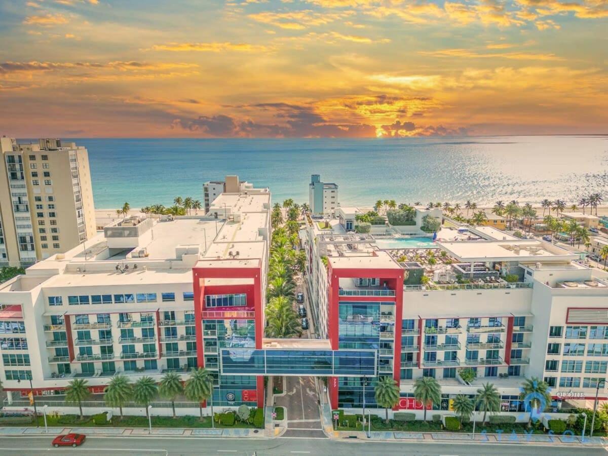 Rooftop Pool & Hot Tub - Gym - Hollywood Beach Bagian luar foto