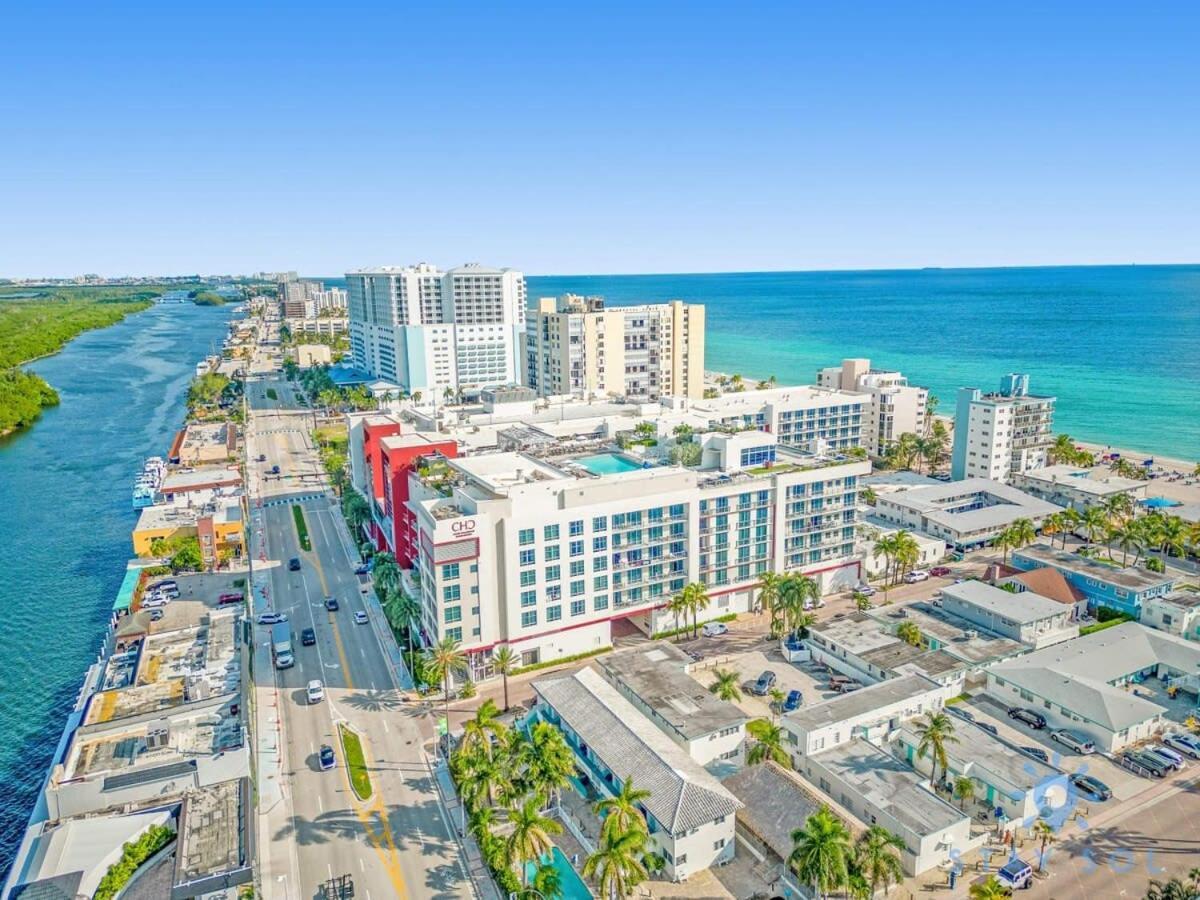 Rooftop Pool & Hot Tub - Gym - Hollywood Beach Bagian luar foto