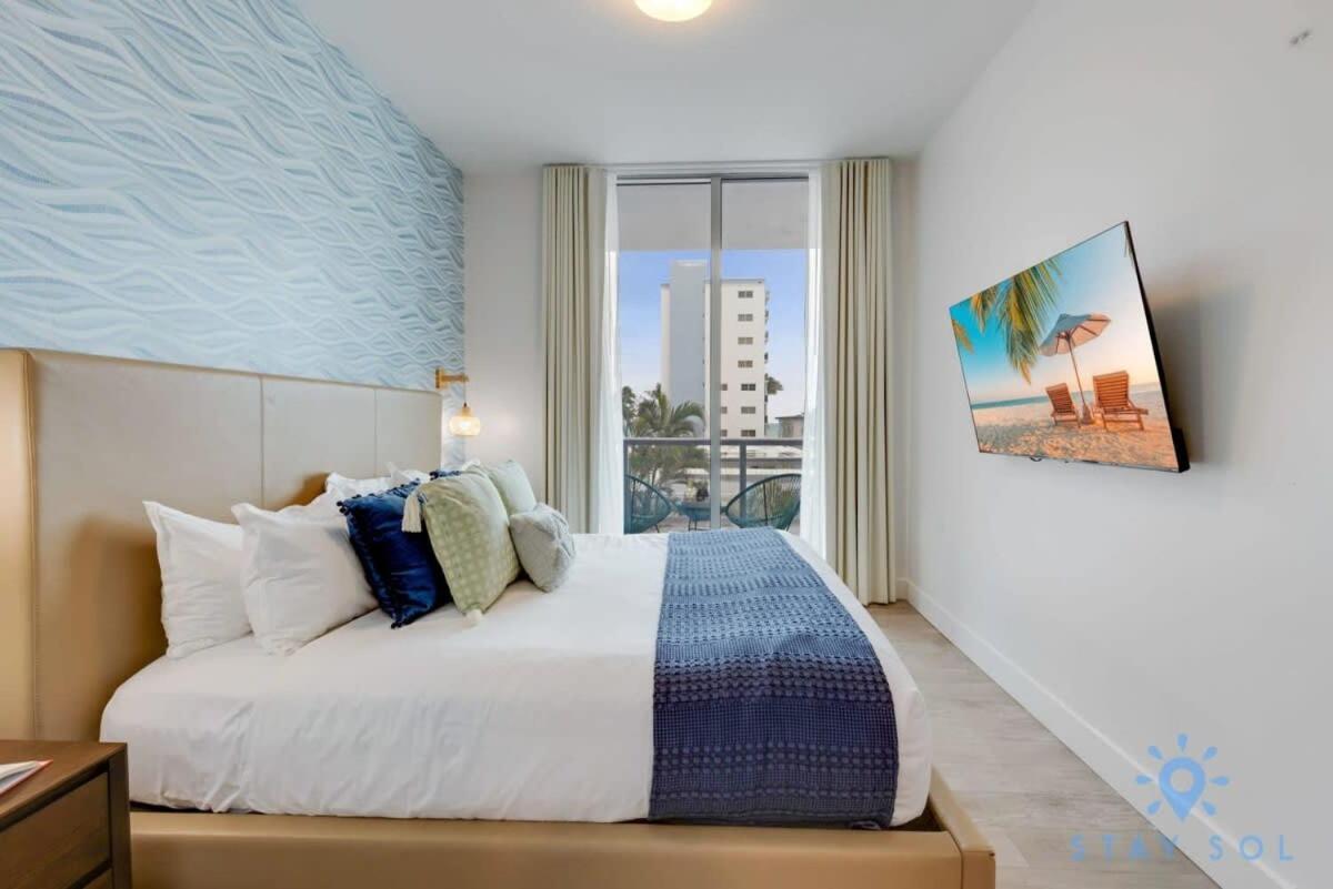 Rooftop Pool & Hot Tub - Gym - Hollywood Beach Bagian luar foto