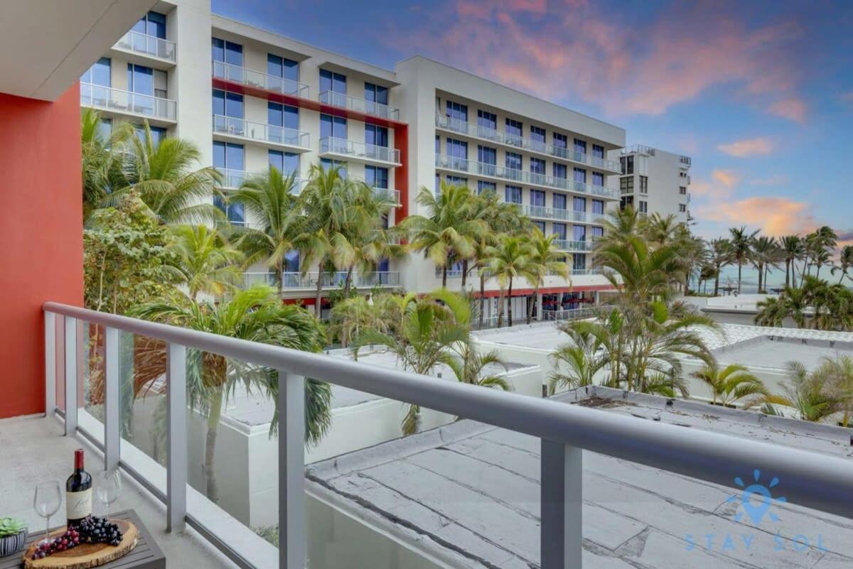 Rooftop Pool & Hot Tub - Gym - Hollywood Beach Bagian luar foto