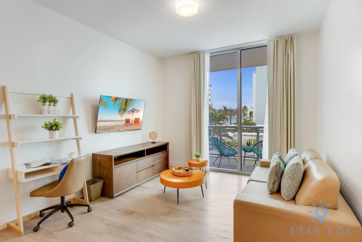 Rooftop Pool & Hot Tub - Gym - Hollywood Beach Bagian luar foto
